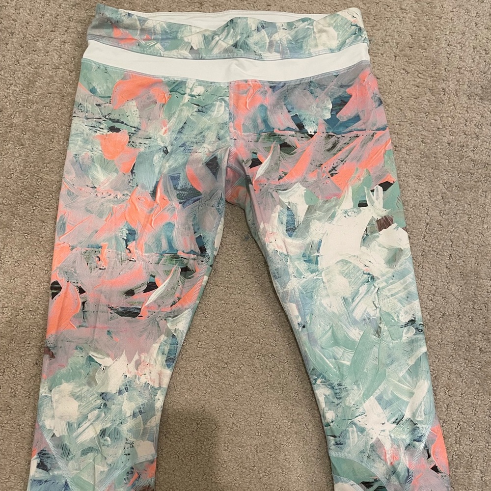 Lululemon Abstract cropped legging
